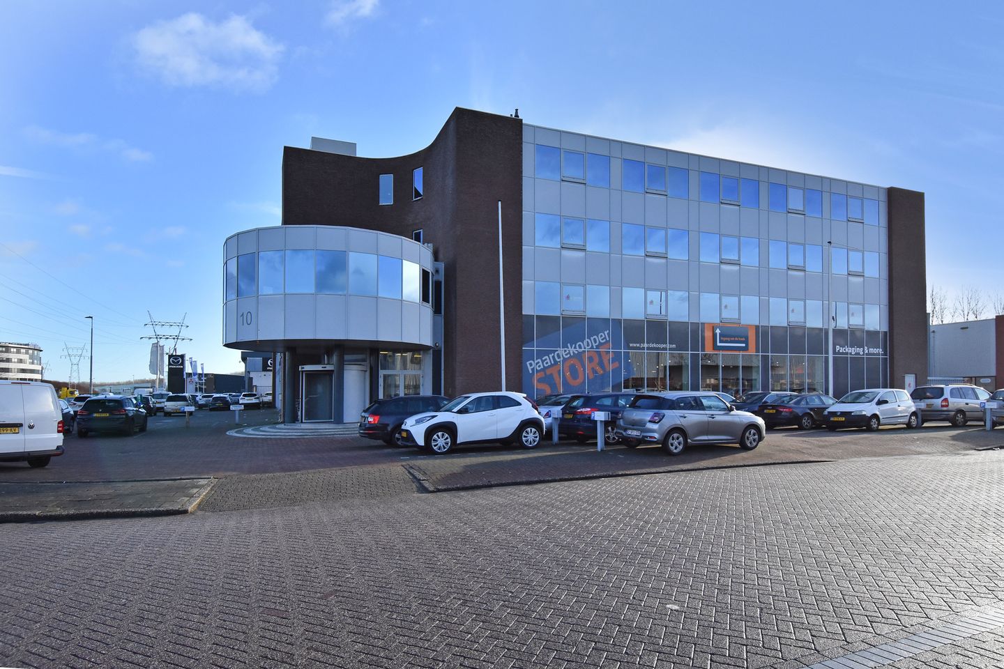 Bekijk foto 2 van Kamerlingh Onnesweg 10-a
