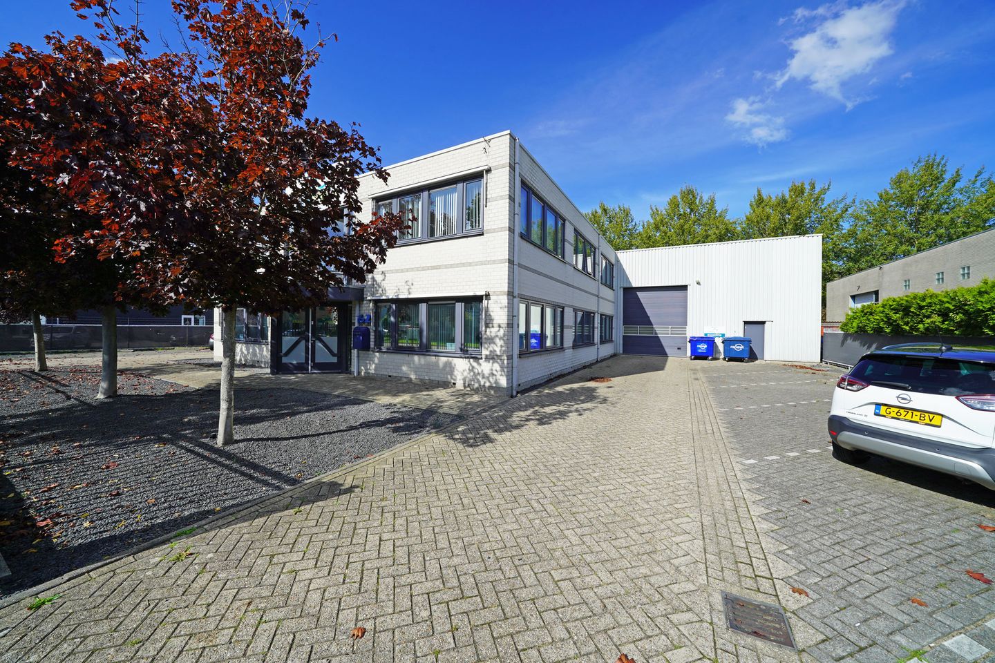 View photo 2 of Televisieweg 62