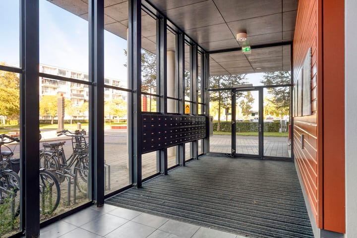 Foto 6 van Porporastraat 124