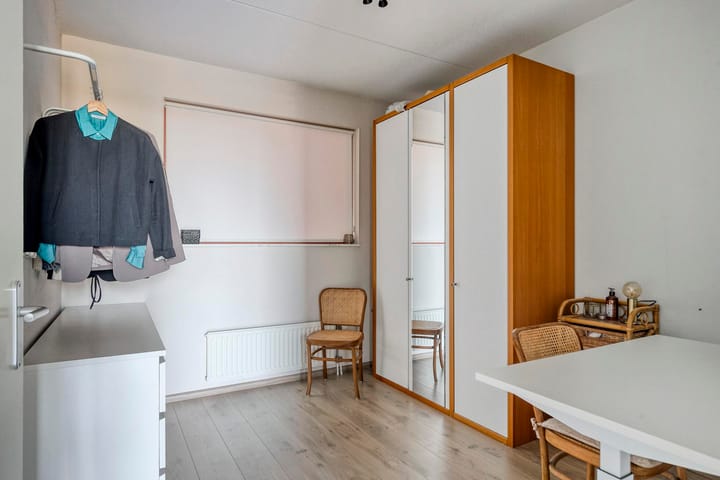 Foto 30 van Porporastraat 124