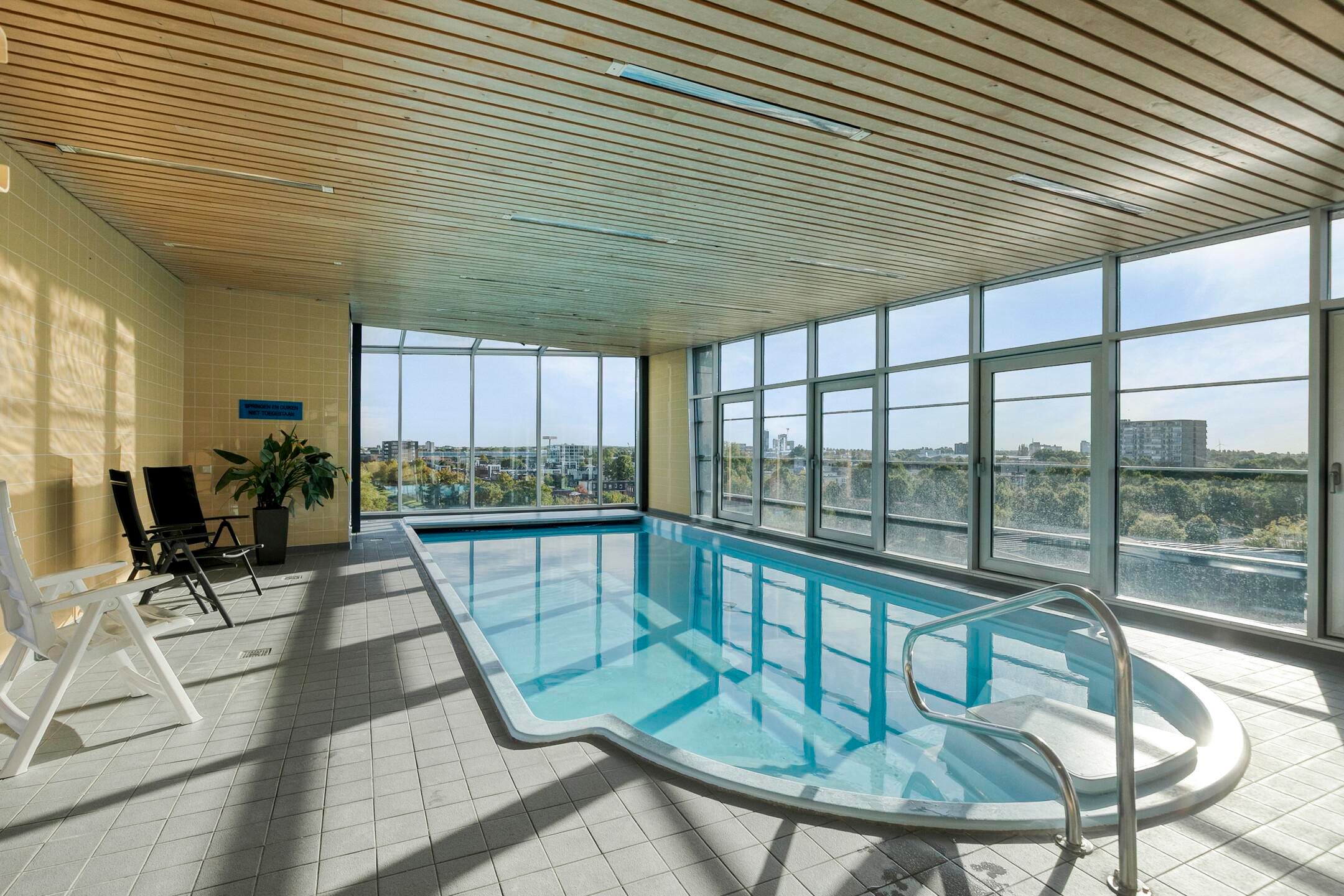 Foto 3 van Porporastraat 124