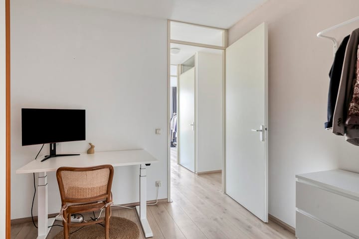 Foto 31 van Porporastraat 124