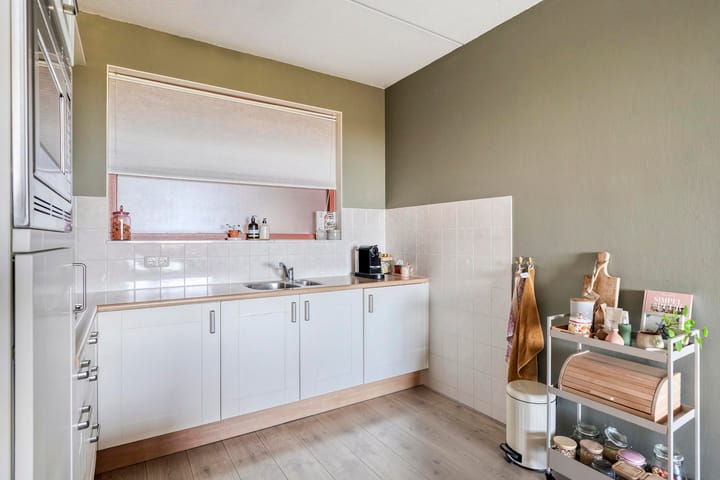 Foto 21 van Porporastraat 124