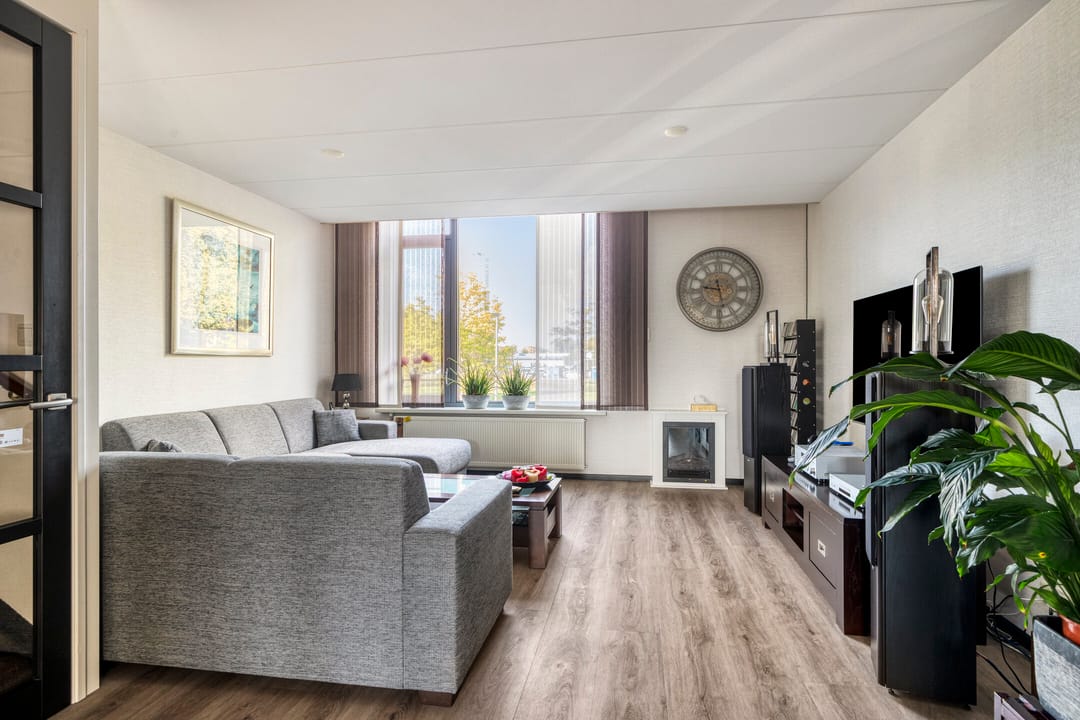 Foto 8 van Achterweg 2-D