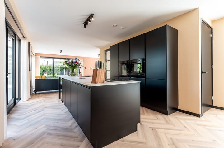 Photo 2 of Schoener 41 50