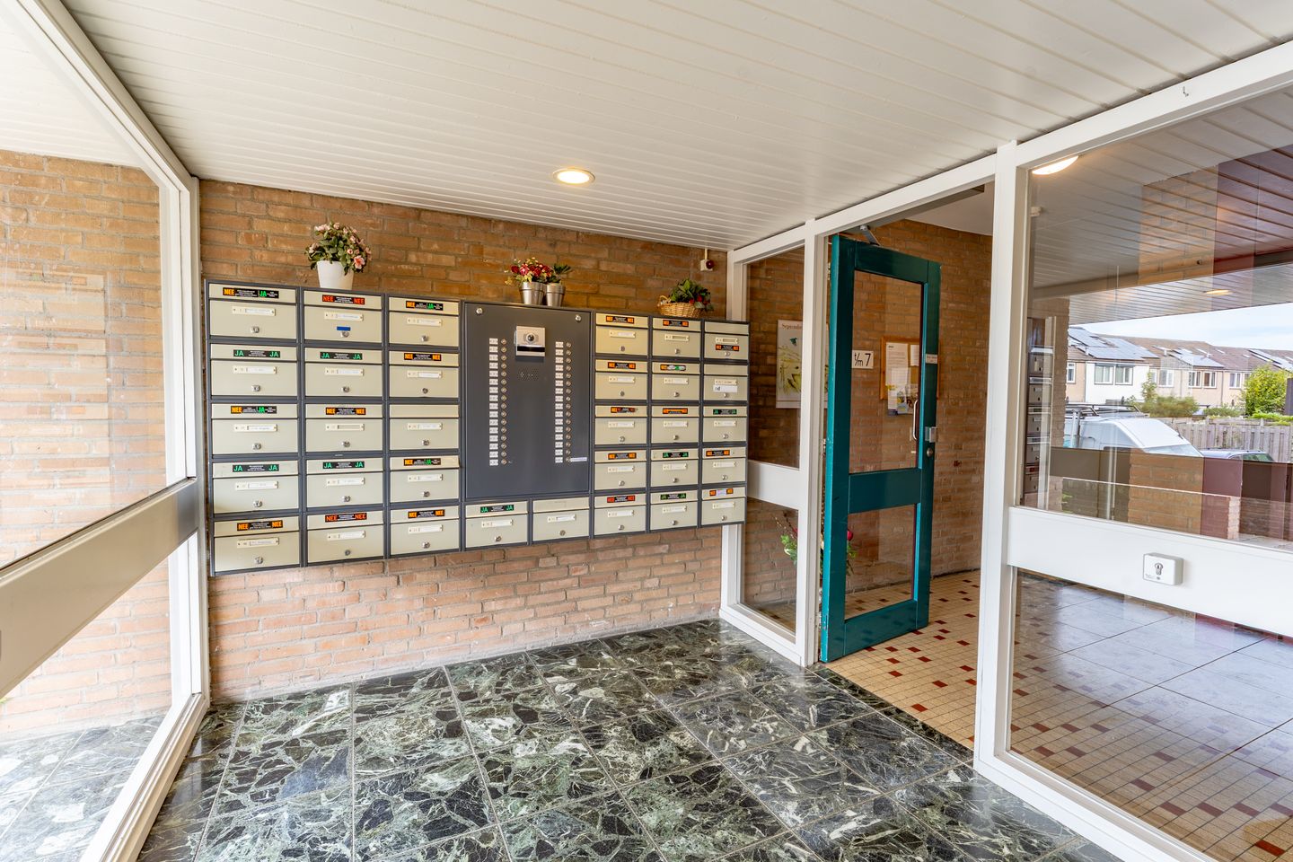 Foto 5 van Mazzinilaan 57