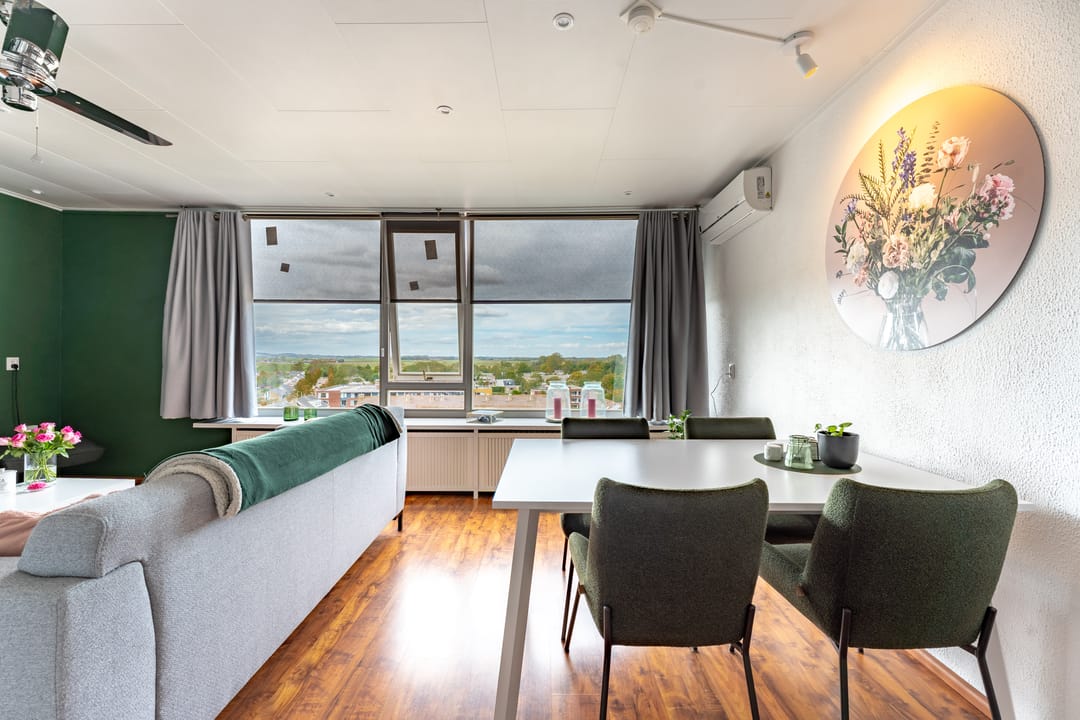 Foto 16 van Mazzinilaan 57