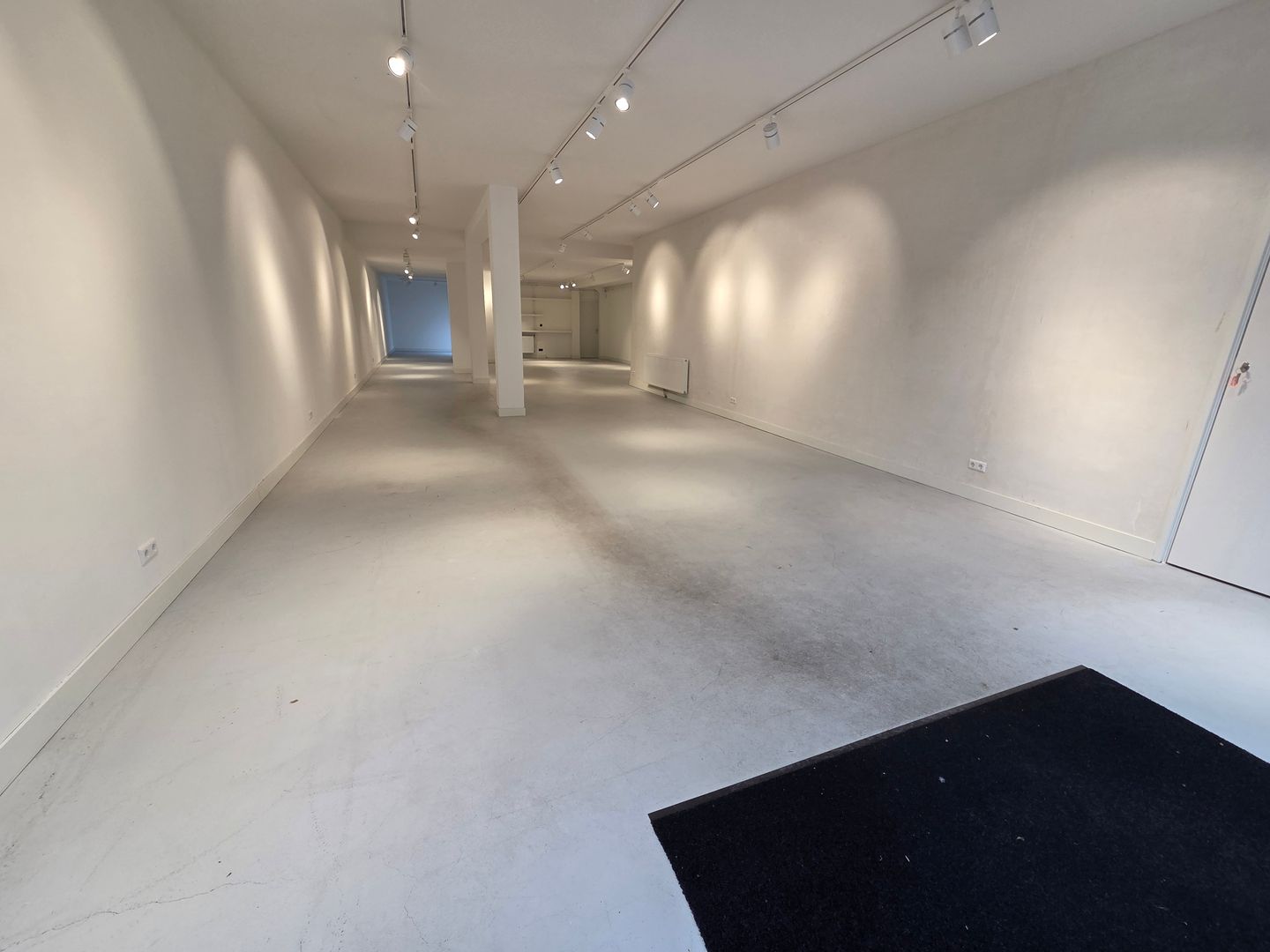 Bekijk foto 4 van Raadhuisstraat 52