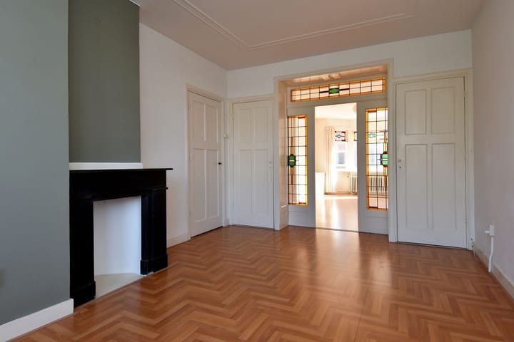 Foto 10 van Van Lansbergestraat 20