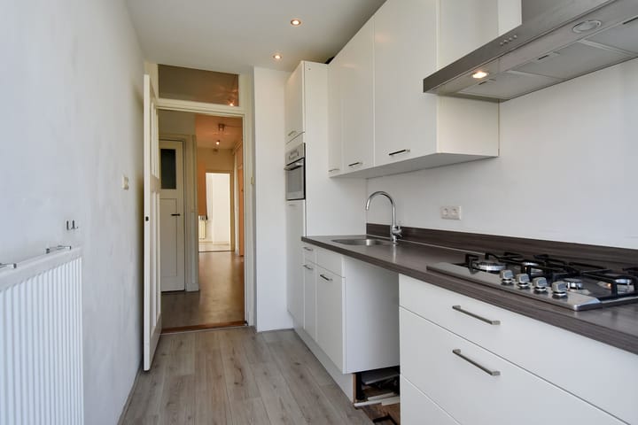 Foto 16 van Van Lansbergestraat 20