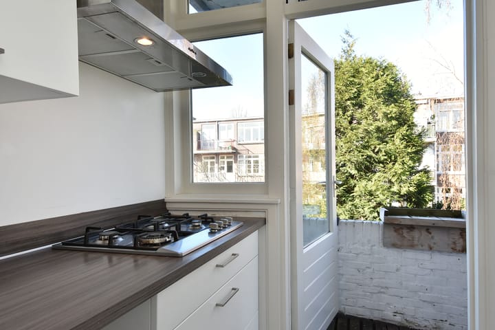 Foto 13 van Van Lansbergestraat 20