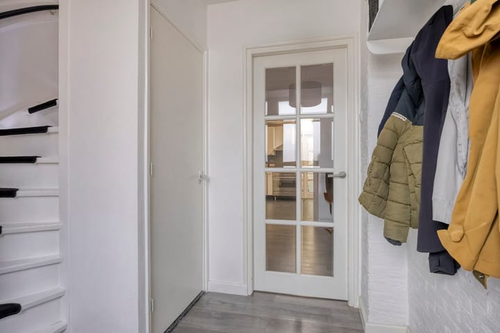 Photo 9 of Hendrikstraat 23