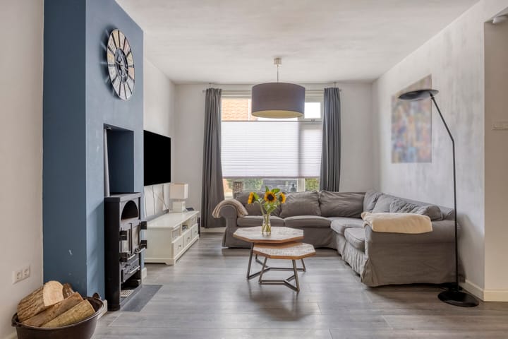 Photo 14 of Hendrikstraat 23