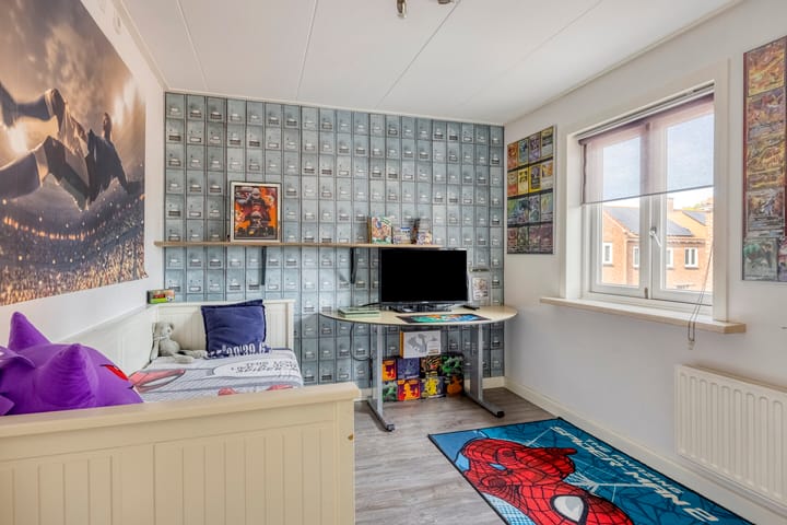 Photo 36 of Hendrikstraat 23