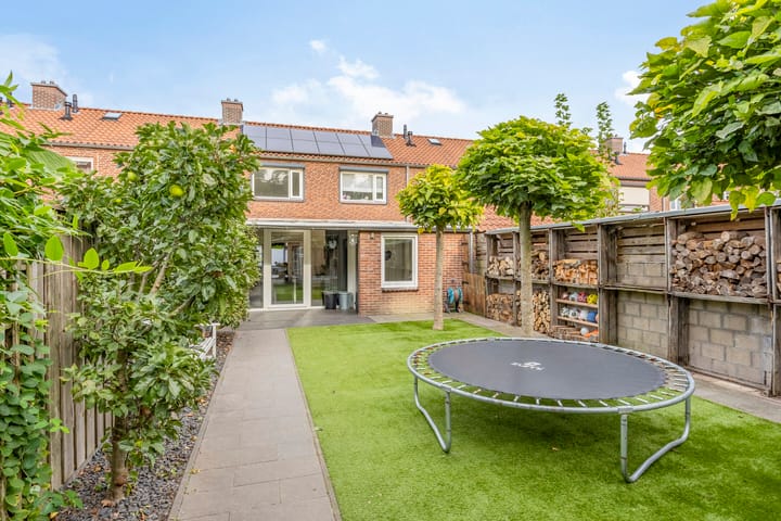 Photo 42 of Hendrikstraat 23