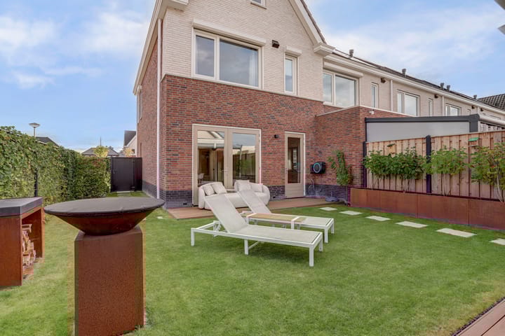 Foto 40 van Ruitenheerhof 27