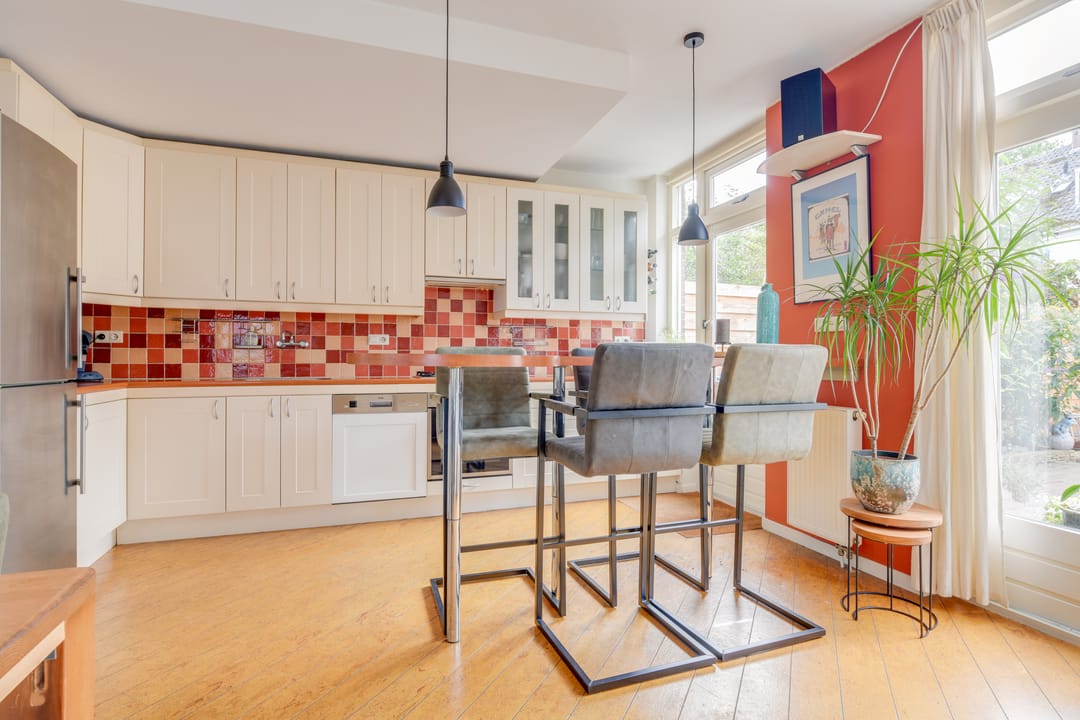 Foto 11 van Trompstraat 85