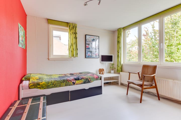 Foto 16 van Trompstraat 85