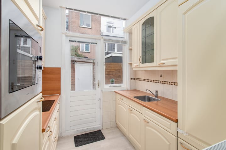 Foto 8 van Croeselaan 186