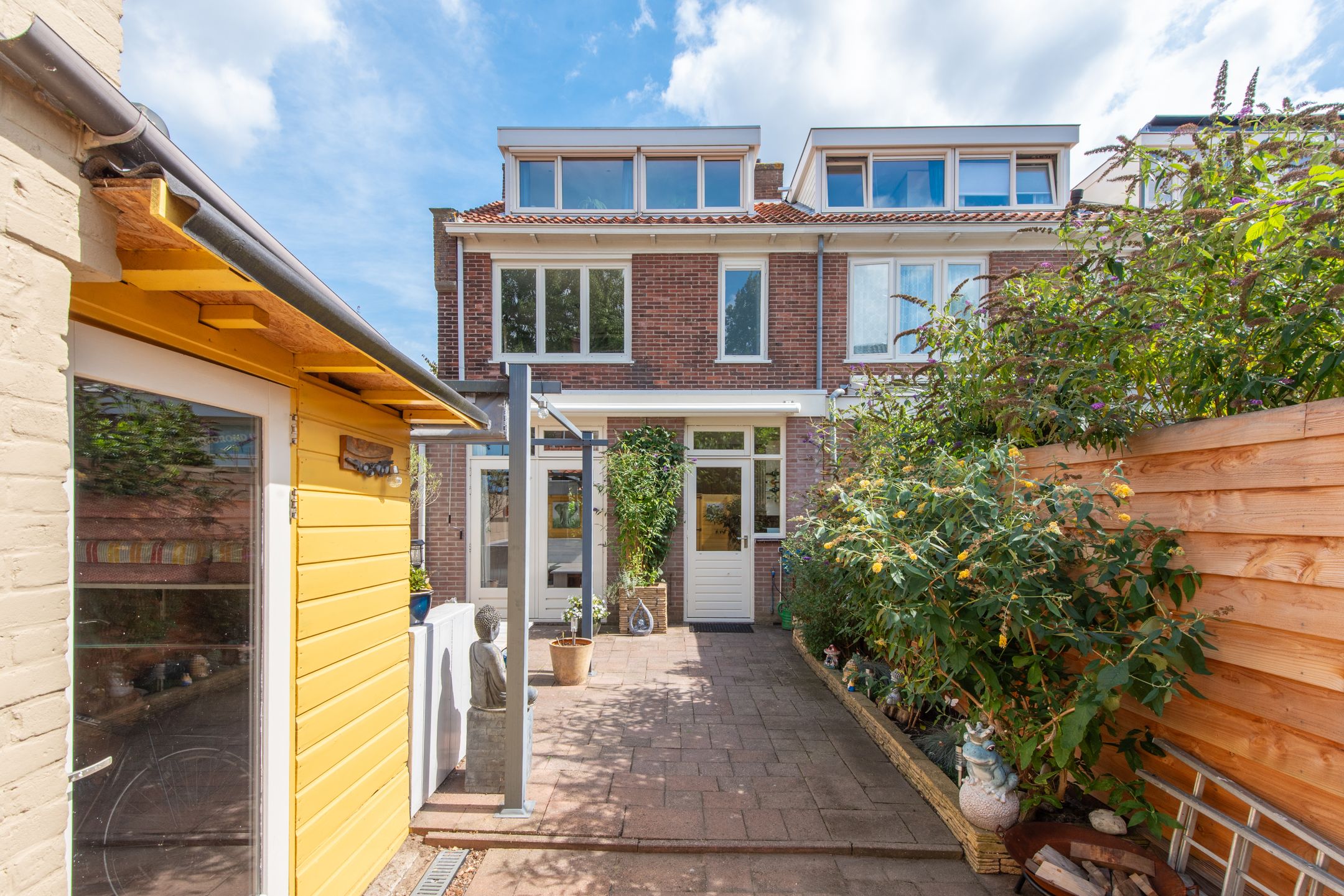 Foto 30 van Trompstraat 85