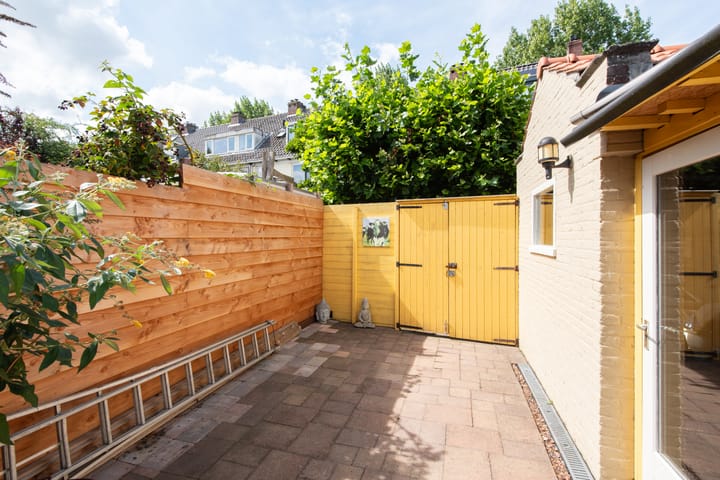 Foto 34 van Trompstraat 85