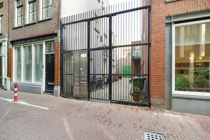 Foto 2 van Leidekkerssteeg 19-B