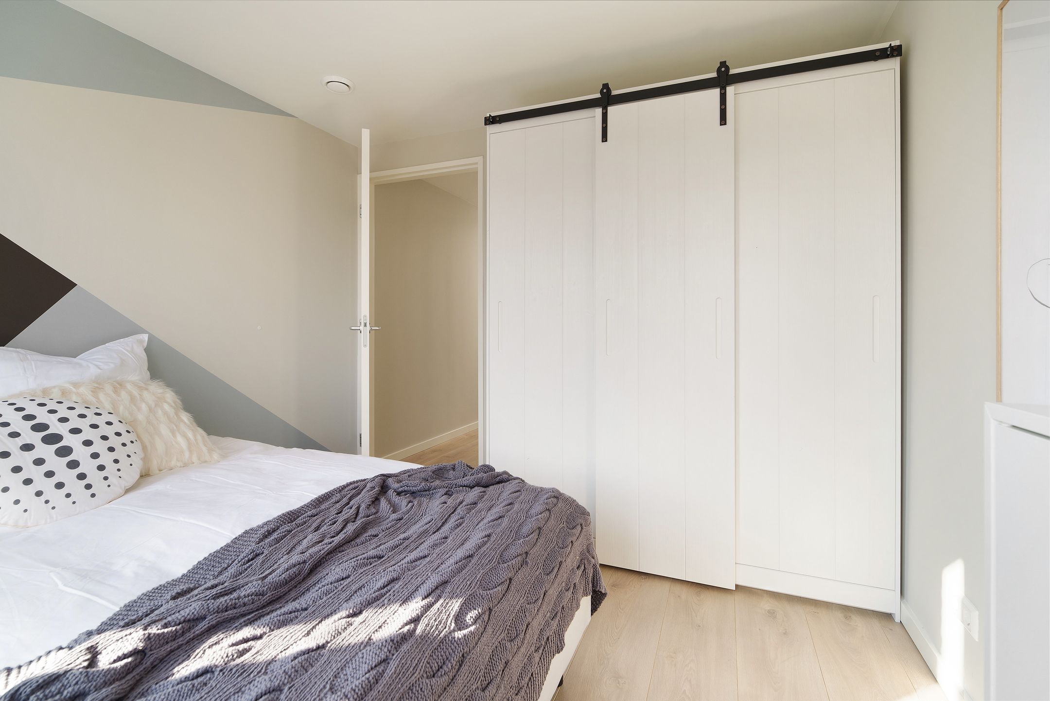 Foto 15 van Leidekkerssteeg 19-B