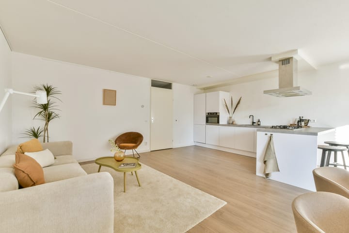 Foto 13 van Marsmanplein 122