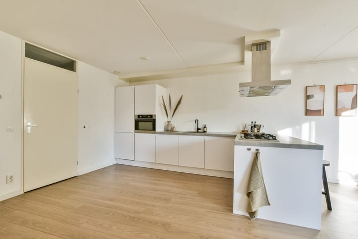 Foto 14 van Marsmanplein 122