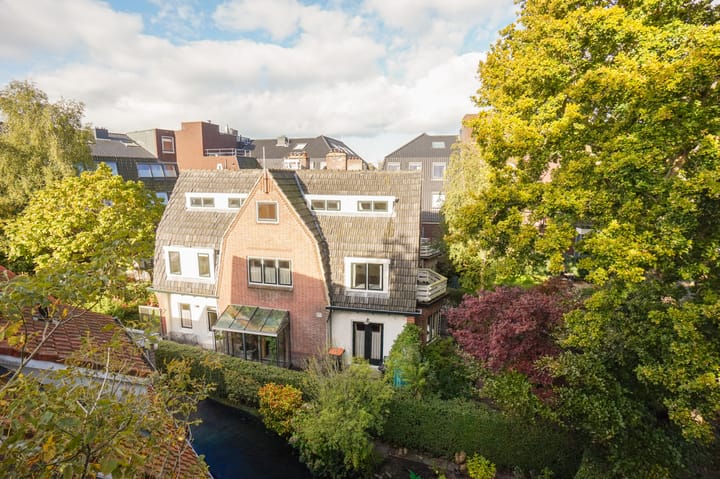 Dokter van Peltlaan 12