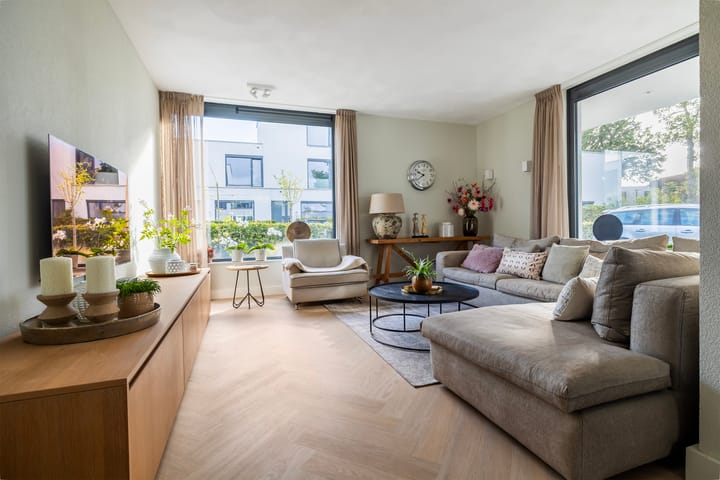 Photo 10 of Bosanemoonstraat 10