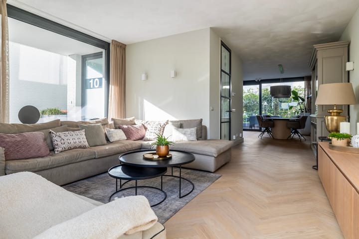 Photo 11 of Bosanemoonstraat 10