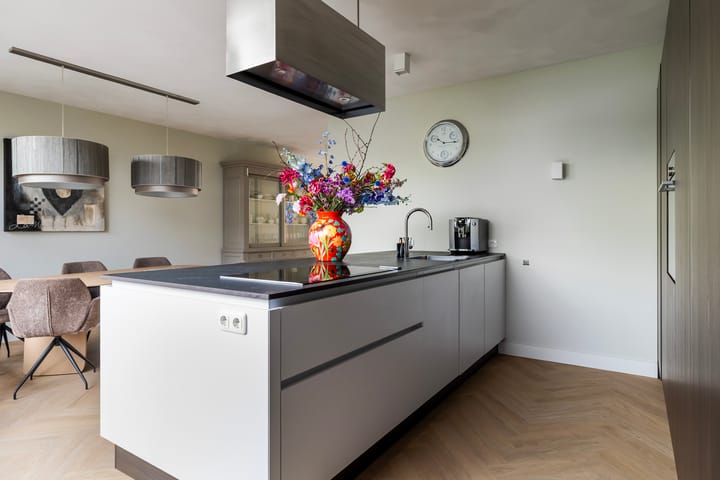 Photo 15 of Bosanemoonstraat 10