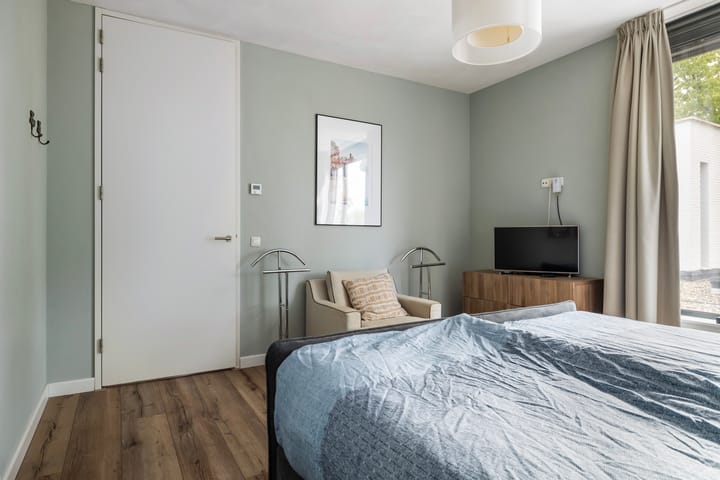 Photo 32 of Bosanemoonstraat 10