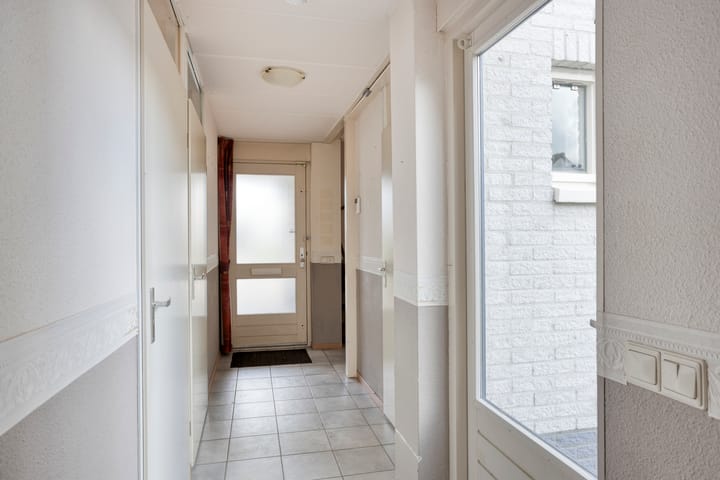 Foto 2 van Venetolaan 5