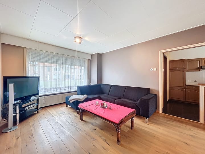 Photo 5 of Gouverneurstraat 48