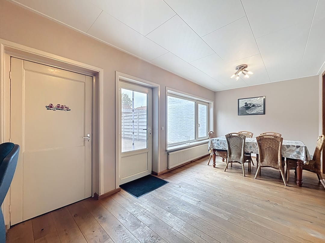 Photo 11 of Gouverneurstraat 48