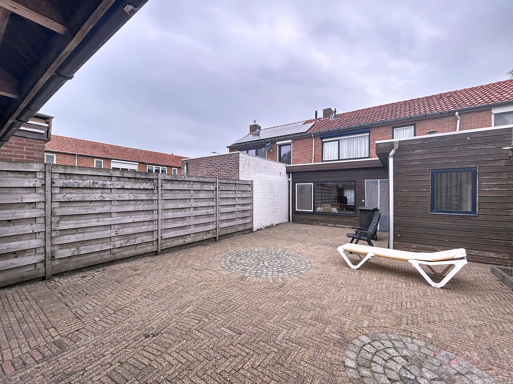 Photo 24 of Gouverneurstraat 48