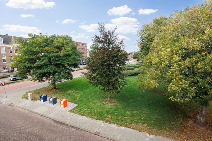 Foto 4 van Emmaplein 9