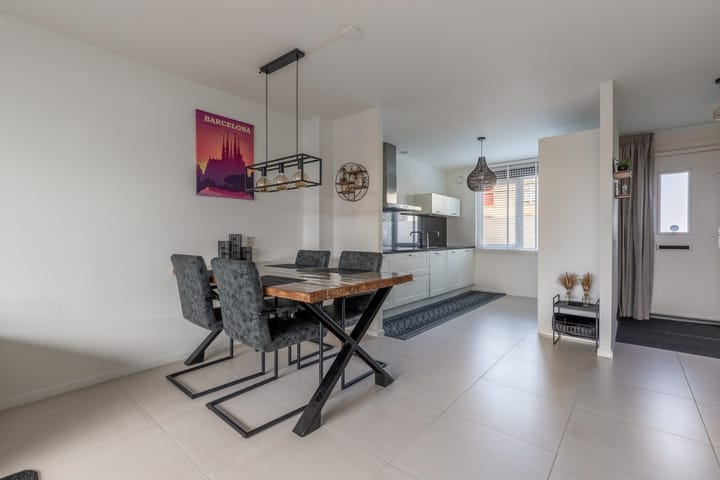 Foto 9 van Marga Klompélaan 3