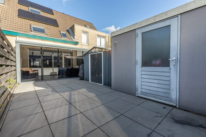 Foto 15 van Marga Klompélaan 3