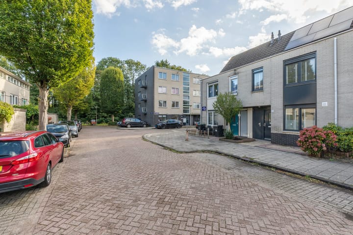 Foto 33 van Marga Klompélaan 3