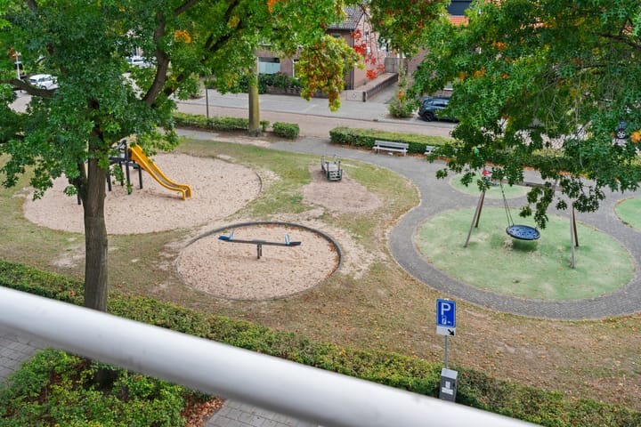 Foto 27 van Burgemeester Ploegmakerslaan 111