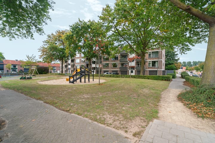 Foto 52 van Burgemeester Ploegmakerslaan 111