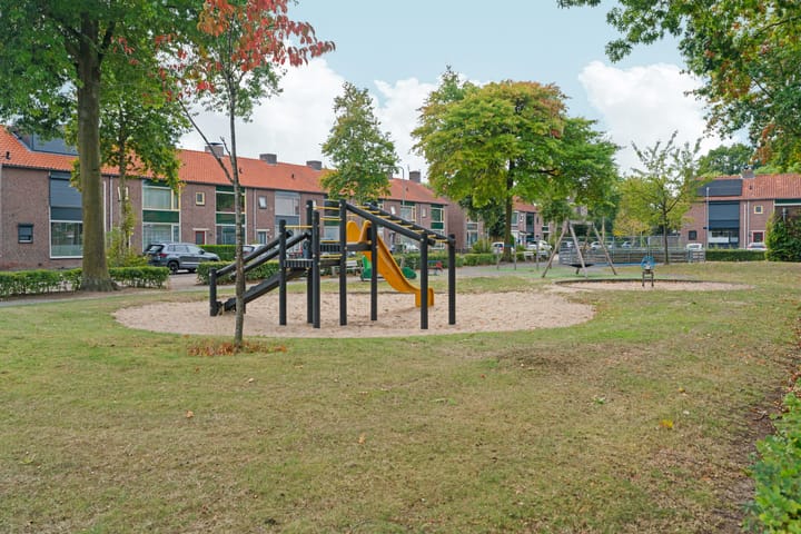 Foto 53 van Burgemeester Ploegmakerslaan 111