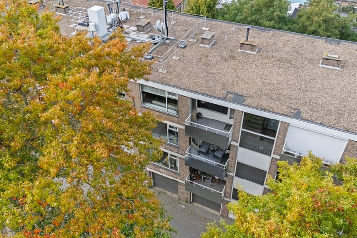 Foto 54 van Burgemeester Ploegmakerslaan 111