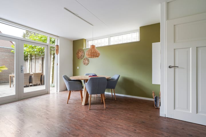 Foto 14 van Pasteurstraat 1