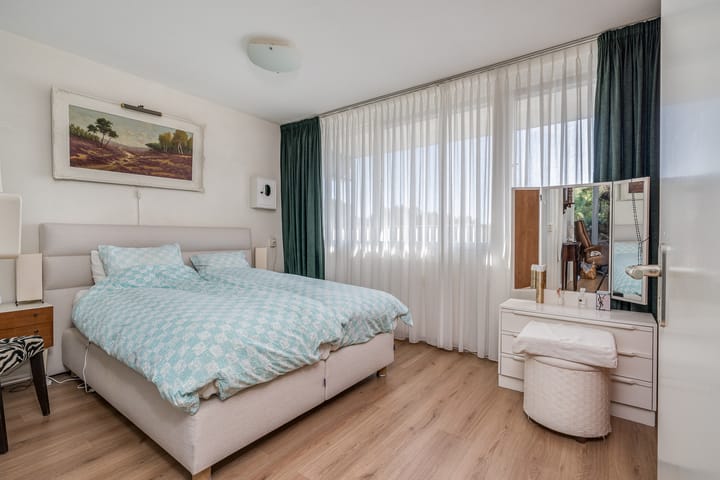 Photo 13 of Anatole Franceplaats 664