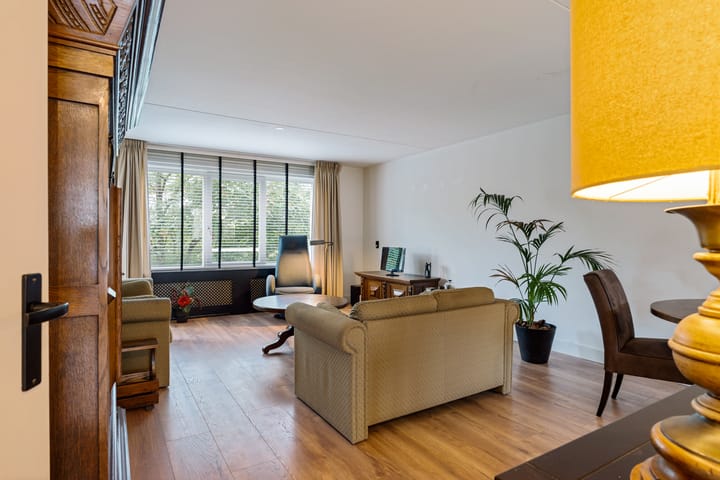 Photo 15 of Samanthagang 122