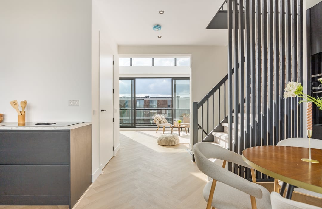 Foto 2 van Srefidensiplein 76-A